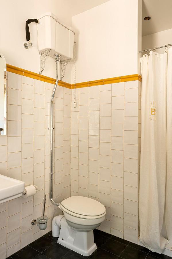 La Bionda - Adults Only 4*